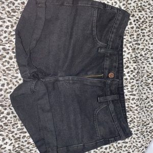 Black denim shorts!!